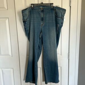 NWT Old Navy Kicker Boot cut jeans size 30